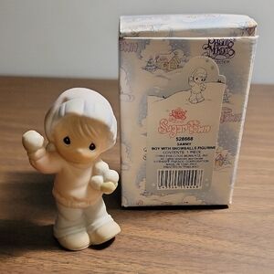 Precious Moments Sugar Town Sammy Boy With Snowballs Figurine 528668
